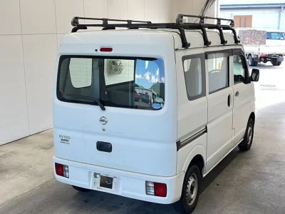 NISSAN CLIPPER VAN