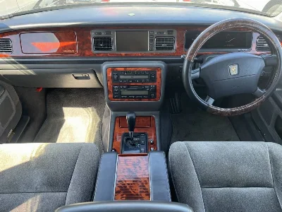 TOYOTA CENTURY