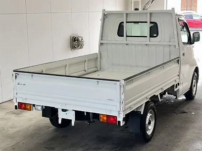TOYOTA LITE ACE TRUCK