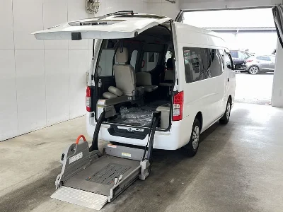 NISSAN NV350 CARAVAN