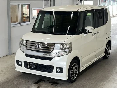 HONDA N BOX PLUS