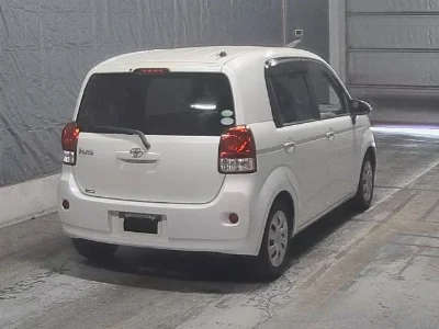 TOYOTA PORTE
