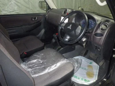 MITSUBISHI PAJERO MINI