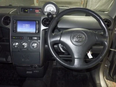 TOYOTA BB