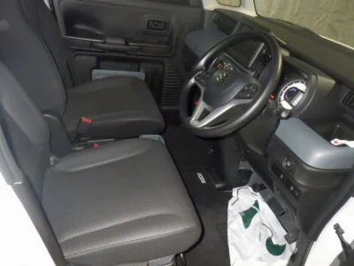 SUZUKI SPACIA BACE