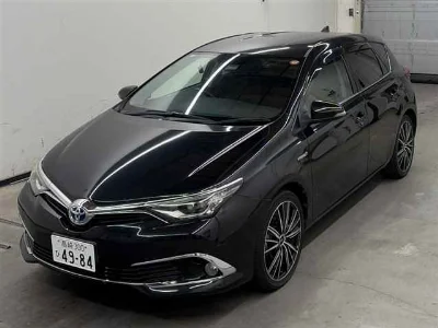 TOYOTA AURIS