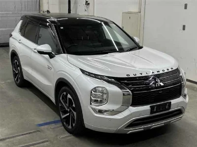 MITSUBISHI OUTLANDER PHEV