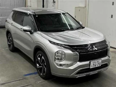 MITSUBISHI OUTLANDER PHEV