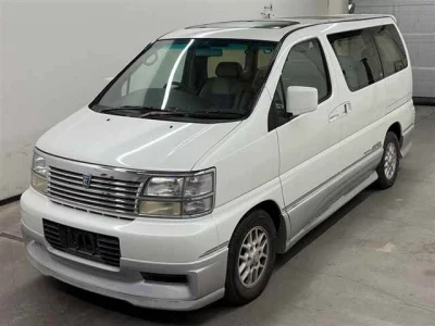 NISSAN ELGRAND