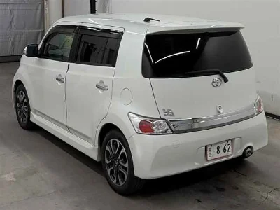 TOYOTA BB