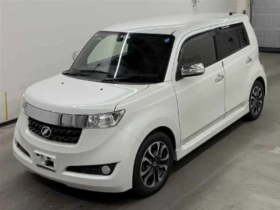 TOYOTA BB