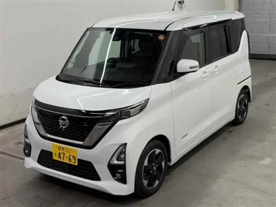 NISSAN ROOX