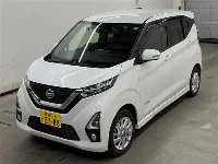 Цена авто Nissan Dayz с аукционов Японии, номер кузова B47W, пробег 51 000, оценка 3