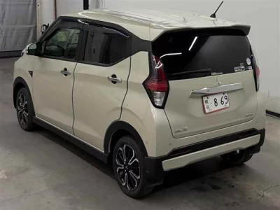 MITSUBISHI EK X EV