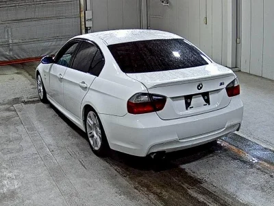 BMW 3 SERIES
