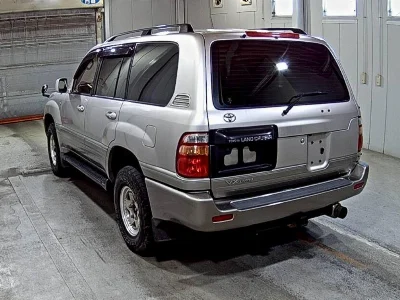 TOYOTA LAND CRUISER