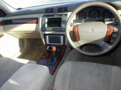 TOYOTA CROWN ESTATE