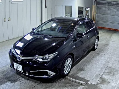 TOYOTA AURIS
