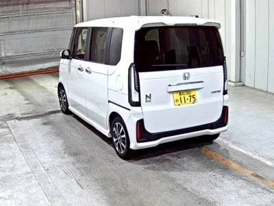 HONDA N BOX