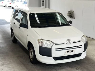 TOYOTA SUCCEED