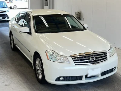 NISSAN FUGA