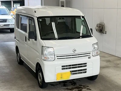 NISSAN CLIPPER VAN