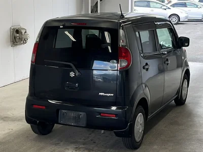SUZUKI MRWAGON