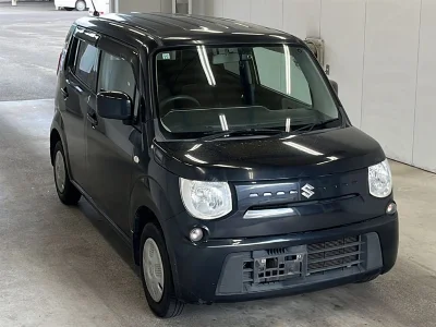 SUZUKI MRWAGON