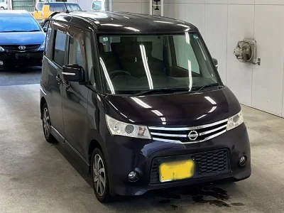 NISSAN ROOX
