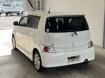 TOYOTA BB