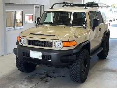 TOYOTA FJ CRUISER