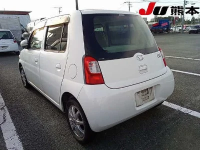 DAIHATSU ESSE