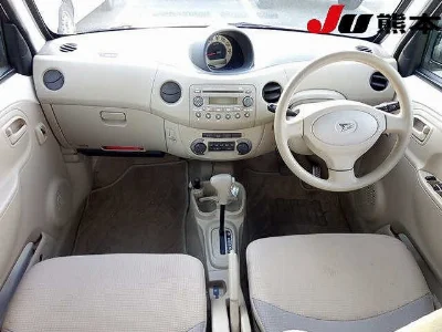 DAIHATSU ESSE