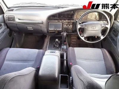 TOYOTA LAND CRUISER