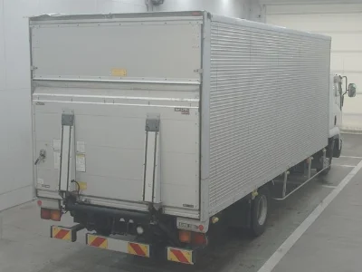 ISUZU FORWARD