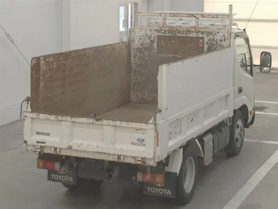 TOYOTA DYNA