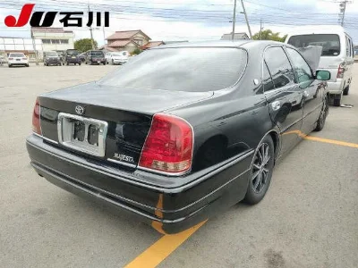 TOYOTA CROWN MAJESTA