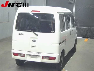 TOYOTA PIXIS VAN