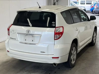 TOYOTA VANGUARD