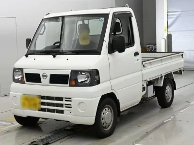 NISSAN CLIPPER TRUCK