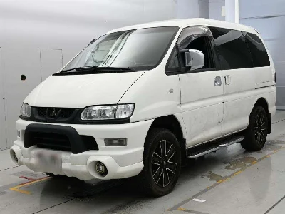 MITSUBISHI DELICA