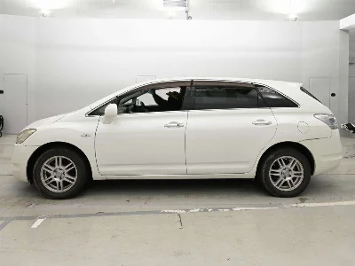 TOYOTA MARK X ZIO