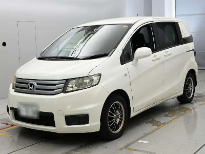 HONDA FREED SPIKE