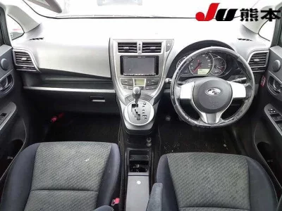 SUBARU TREZIA