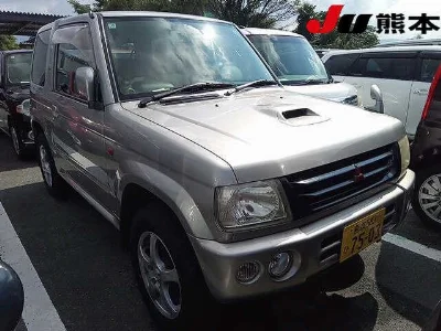 MITSUBISHI PAJERO MINI