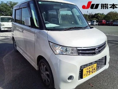 NISSAN ROOX