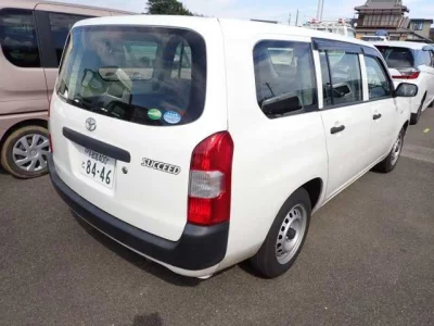 TOYOTA SUCCEED