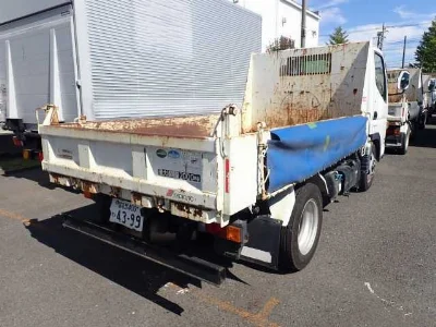 MITSUBISHI CANTER