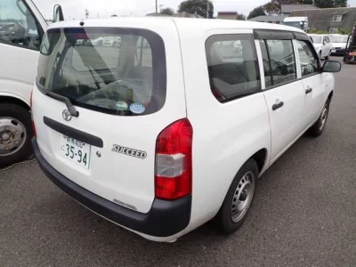 TOYOTA SUCCEED