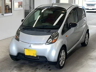 MITSUBISHI I
